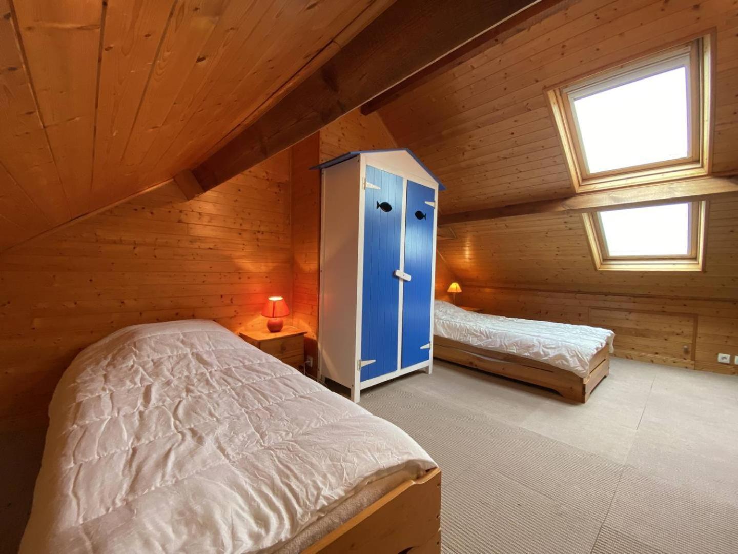 Maison 4 personnes à 100m de la plage de la Grève Rose à TREGASTEL - Ref 142 Extérieur photo